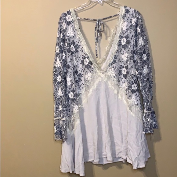 EUC Tularosa Skylar Lace Dress, Sz L - Picture 5 of 5